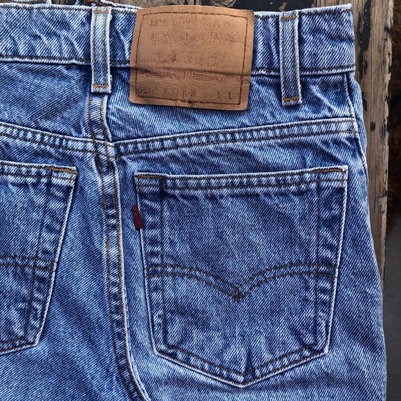 Vintage Levi’s jeans skirt - Picture 5 of 5